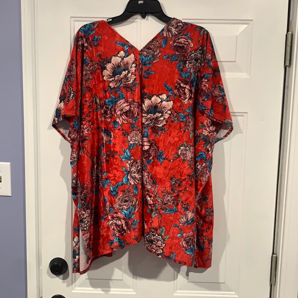 Size Medium. Chloe & Katie Brand.